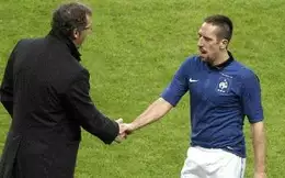 Equipe de France : Blanc prévient Ribéry