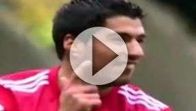 Le but danthologie de Luis Suarez