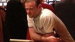 Euro : Rooney chopé au casino avec une bière !