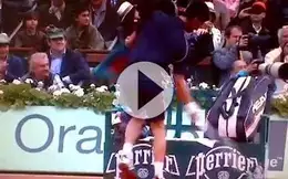 Roland-Garros : Djokovic pète les plombs !