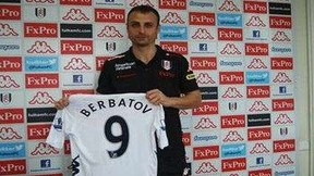 Fulham : Berbatov nie avoir dit oui à la Fiorentina