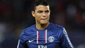 PSG : Thiago Silva se cache derrière Ibrahimovic