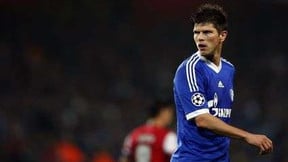 Huntelaar contrarie Wenger