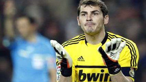 Real : Casillas ovationné et Mourinho hué au Bernabeu