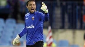 Barcelone suit aussi Diego Alves