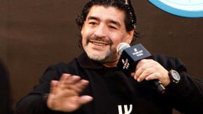 Maradona en Italie… pour les impôts (vidéo)