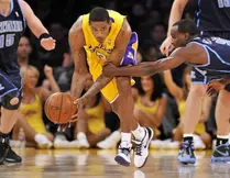 Les Lakers passent devant le Jazz