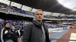 Mercato - Chelsea : La presse anglaise annonce la signature de Mourinho !