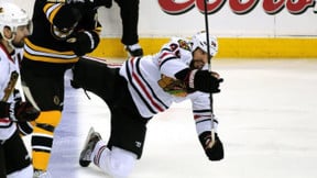 NHL : Chicago égalise face à Boston