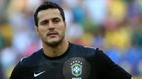 Mercato : Julio Cesar tenté par un départ à Benfica