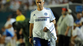 Chelsea : Mourinho tacle les deux Manchester !