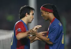L’hommage de Ronaldinho à Deco