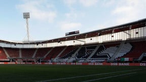 Europa League - Alkmaar : Un incendie arrête le match