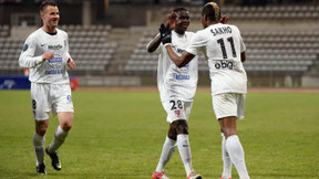 Ligue 2 : Metz coince et Laval revit