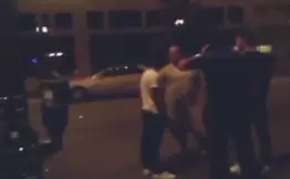 Ashley Cole insulté par une femme en pleine rue (vidéo)