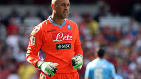 Mercato - Naples : Reina rêve de Barcelone !