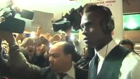 Italie : Balotelli s’en prend à un cameraman ! (vidéo)