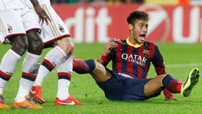 Barcelone : Neymar élimine 4 joueurs puis loupe l’immanquable (vidéo)