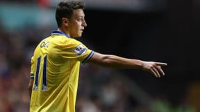 Arsenal - Özil : « Une équipe jeune qui a faim de succès »