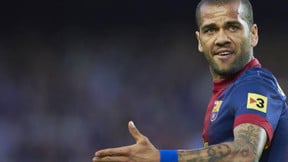 Mercato - Barcelone/PSG : Daniel Alves n’écarte pas un départ !