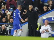 Mercato - Chelsea : Cavani, Diego Costa, Falcao… Mourinho cherche toujours son buteur