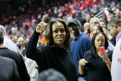 Basket - NBA : Michelle Obama fait le show avec LeBron James (vidéo)