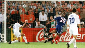 Euro 2000 : La volée victorieuse de David Trezeguet (vidéo)