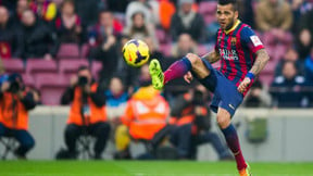 Barcelone : Dani Alves se paie encore le public du Barça !