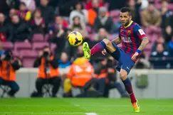 Barcelone : Daniel Alves tacle Manchester City !