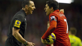 Liverpool : Le jour où Luis Suarez a mis un coup de tête à un arbitre…