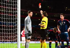 Ligue des Champions - Arsenal : Un geste controversé de Szczesny ?