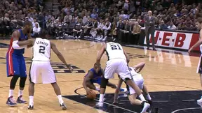 Basket - NBA : La chaussure de Ginobili explose en plein match ! (vidéo)