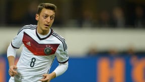 Allemagne : Özil mis en garde