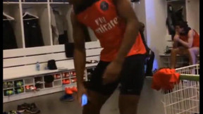 PSG - Insolite : Marquinhos et Mike Maignan font le show dans les vestiaires ! (vidéo)