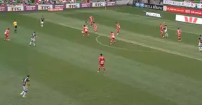 Un but encore plus fort que celui de Rooney en Australie (vidéo)
