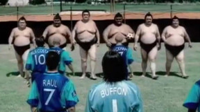 Quand Beckham, Roberto Carlos, Raul, Petit et Veron affrontaient des Sumos (vidéo)