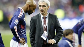 Équipe de France : Anelka revient à la charge et allume Domenech