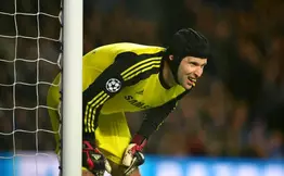 Chelsea : Cech absent au moins deux mois