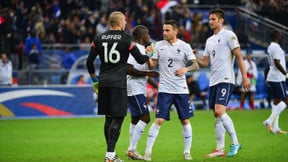 Coupe du Monde Brésil 2014 - Équipe de France : Les éloges de Debuchy sur Ruffier