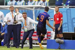 Coupe du Monde Brésil 2014 - Pays-Bas : Deux joueurs s’entraînent à part !