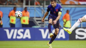 Mercato - Barcelone : Et maintenant la piste Van Persie ?