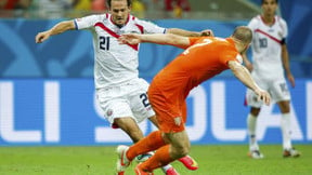 Coupe du monde Brésil 2014 : Vlaar forfait pour la suite ?