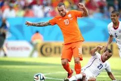 Mercato - Manchester United : Le président de Galatasaray donne la tendance pour Sneijder !