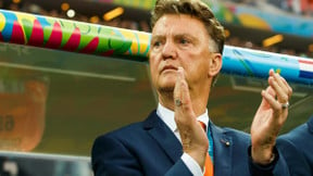 Manchester United : Louis van Gaal déjà au travail !