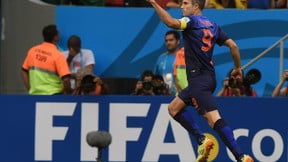 Coupe du monde Brésil 2014 : Van Persie réagit à une fresque à son effigie !