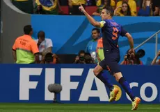 Coupe du monde Brésil 2014 : Van Persie réagit à une fresque à son effigie !