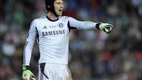 Mercato - Chelsea/PSG/AS Monaco : Mourinho a sa petite idée pour l’avenir de Cech…