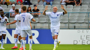 Ligue 2 : Tours, Auxerre et le Gazélec Ajaccio premiers leaders !