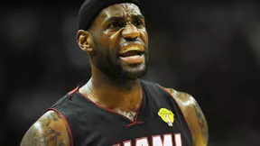 Basket - NBA : Quand LeBron James remet l’un de ses partenaires en place…