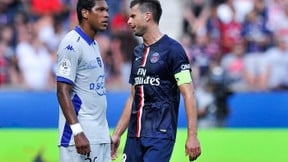 PSG/SC Bastia : Brandao rompt enfin le silence après son coup de tête sur Thiago Motta !